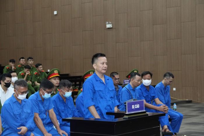 Các bị cáo tại phiên tòa.