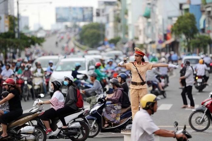 Bảo đảm trật tự, an toàn giao thông dịp nghỉ lễ 2/9 và tháng cao điểm học sinh đến trường.