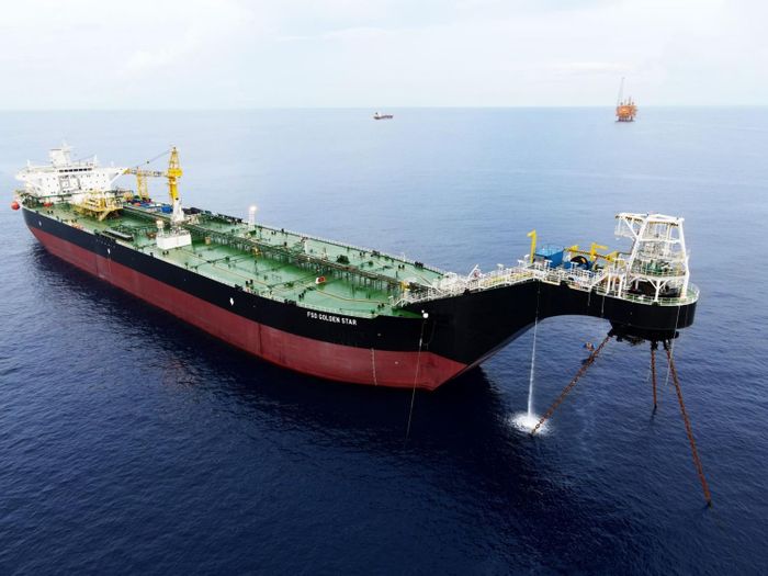 FSO Golden Star phục vụ hoạt động khai thác dầu khí tại mỏ Sao Vàng – Đại Nguyệt
