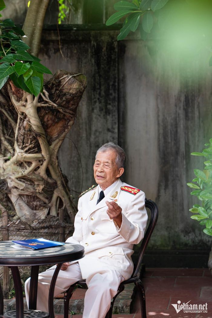 Tinh thần kiên cường của người chiến sĩ Đào Quang Vinh đã góp phần vào sự nghiệp đấu tranh giành độc lập của nhân dân và lực lượng vũ trang xã Nhân Mỹ - đơn vị Anh hùng Lực lượng vũ trang nhân dân thời kỳ chống thực dân Pháp