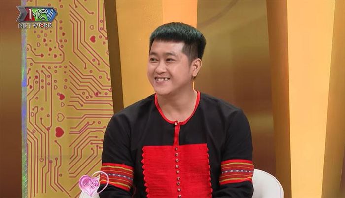 Văn Kiệt theo đuổi H'Yam suốt 10 tháng. Ảnh cắt từ clip 