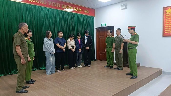 Các bị can tại Cơ quan công an. Ảnh: CACC.