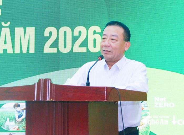 Đồng chí Nguyễn Văn Đệ - Ủy viên Ban Thường vụ Tỉnh ủy, Phó Chủ tịch UBND tỉnh phát biểu chỉ đạo tại hội nghị. Ảnh: Mai Hoa