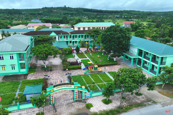 Trường lớp sẵn sàng cho năm học mới.