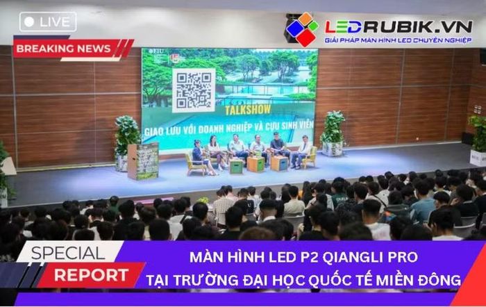 Đội kỹ thuật nên chạy slide nền trắng, chữ nhỏ, bảng biểu, video chuyển động và các nguồn tín hiệu thường dùng. Nếu hội trường có nhiều máy tính, camera hoặc livestream, số lượng cổng vào và cách chuyển nguồn phải được xác định trước khi chọn bộ xử lý.
