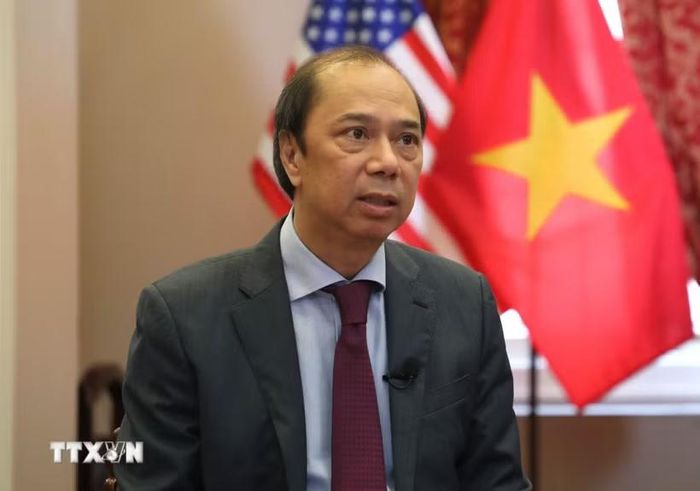 Đại sứ Việt Nam tại Mỹ Nguyễn Quốc Dũng trả lời phỏng vấn TTXVN về công tác tìm kiếm, quy tập và xác định danh tính hài cốt liệt sỹ Việt Nam. (Ảnh: Quang Thịnh/TTXVN)