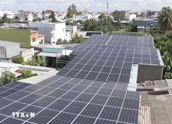 Hiện toàn tỉnh Cà Mau có 3.303 hệ thống điện mặt trời, tổng công suất 342,997MWp. (Ảnh: Tuấn Phi/TTXVN)