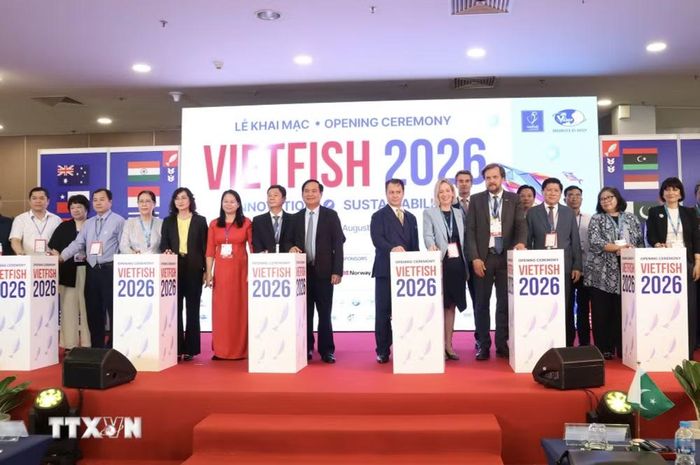 Các đại biểu thực hiện nghi thức khai mạc Vietfish 2026. (Ảnh: Xuân Anh/TTXVN)