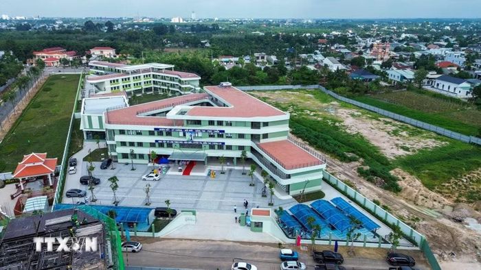 Trường Tiểu học Nguyễn Thái Học (phường Ninh Thạnh, tỉnh Tây Ninh) vừa hoàn thiện và đưa vào sử dụng, sẵn sàng các điều kiện tốt nhất để đón học sinh bước vào năm học mới. (Ảnh: Giang Phương/ TTXVN)