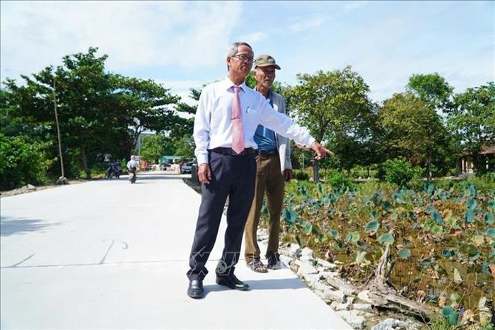 Quyết định hiến đất, góp tiền mở rộng đường sá của người dân ở tổ dân cư Hương Sơn xuất phát từ nhu cầu thực tế.