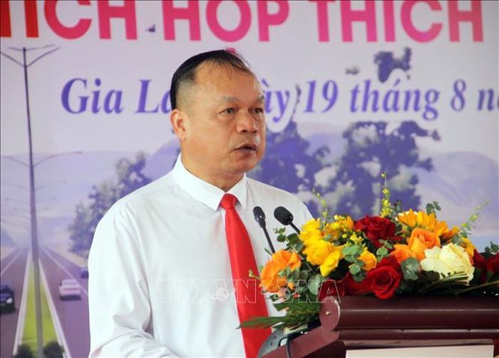 Ông Dương Mah Tiệp, Phó Chủ tịch UBND tỉnh Gia Lai, phát biểu tại lễ khởi công.