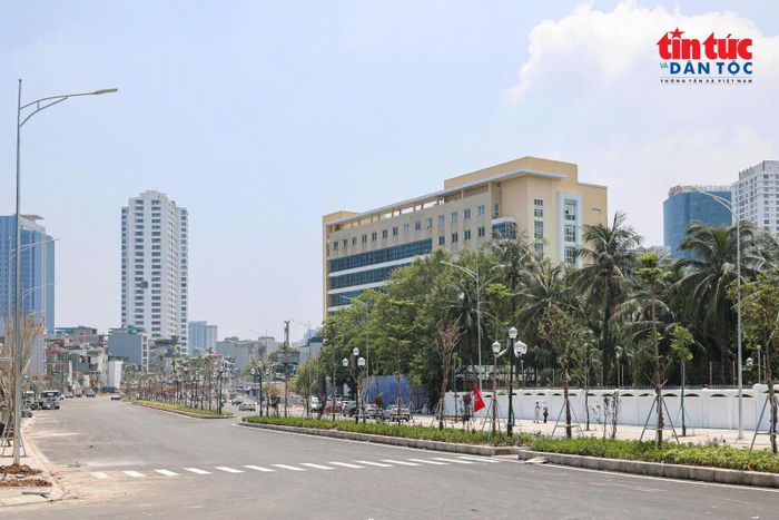 Đầu đường Vành đai 1 đoạn gần Voi Phục đã cơ bản hoàn thiện.