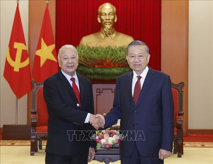 Tổng Bí thư, Chủ tịch nước Tô Lâm tiếp Thượng nghị sĩ Alberto Anaya Gutierrez, Tổng Bí thư Đảng Lao động Mexico. Ảnh: Thống Nhất/TTXVN