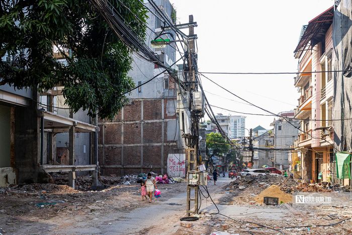 Sau khi hoàn tất mặt bằng, địa phương đang thực hiện các thủ tục đấu thầu để lựa chọn đơn vị thi công. Dự án đặt mục tiêu hoàn thành trong năm 2026, đồng bộ với tuyến Vành đai 2,5 đang triển khai trên địa bàn phường.