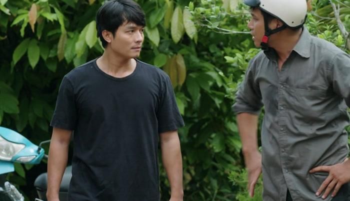Bảy Sang (Triệu An), con trai nuôi của ông Hai Phước, muốn bán nhà, bán đất để lên thành phố sinh sống.