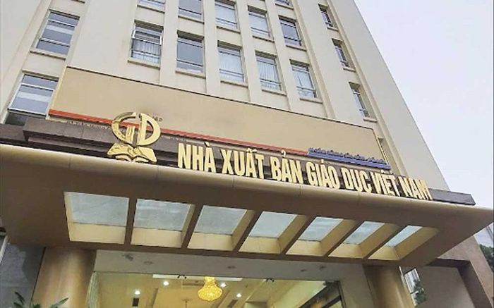 Nhà xuất bản Giáo dục Việt Nam (NXBGDVN) tiếp tục in bổ sung khoảng 9 triệu bản để dự phòng và đáp ứng nhu cầu phát sinh trước thềm năm học mới.