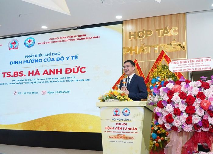 TS.BS Hà Anh Đức, Cục trưởng Cục Quản lý Khám chữa bệnh (Bộ Y tế), phát biểu tại buổi lễ