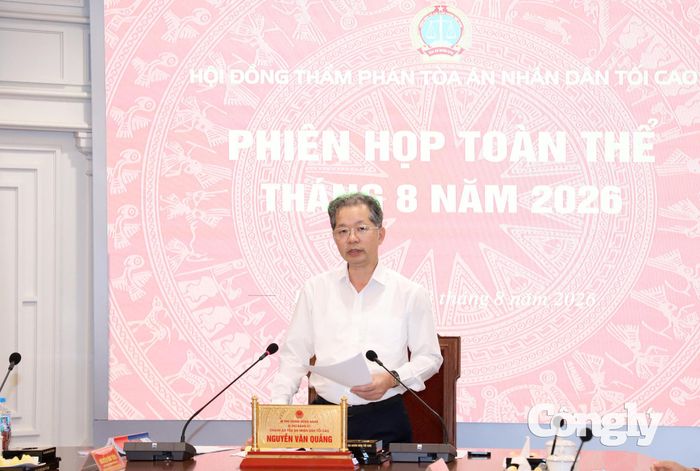 Đồng chí Nguyễn Văn Quảng, Bí thư Trung ương Đảng, Bí thư Đảng ủy, Chánh án TANDTC chủ trì phiên họp.
