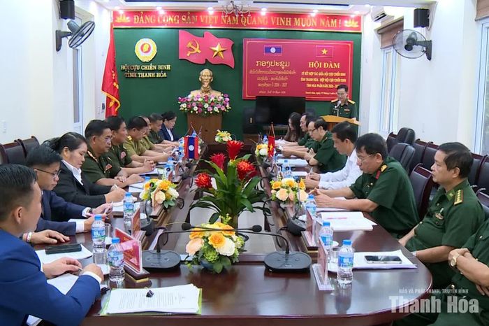 Toàn cảnh hội đàm.