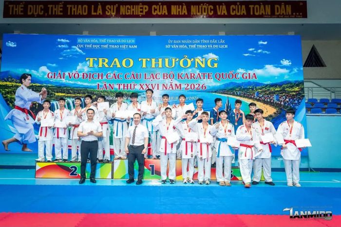 Karate Thanh Hóa giành HCV ở nội dung Kumite đồng đội nam lứa tuổi 15-17. Ảnh: Tanmido