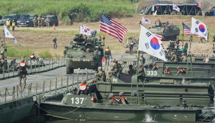 Tổng thống Trump ngày 16/8 chỉ đạo Lầu Năm Góc giảm quy mô các cuộc tập trận chung với Hàn Quốc. Ảnh: Turkiyetoday.