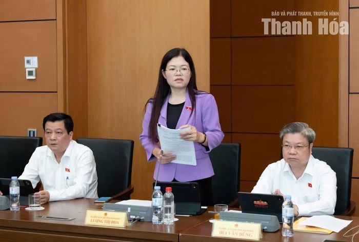 ĐBQH Lương Thị Hoa, Phó Trưởng Đoàn ĐBQH tỉnh Thanh Hóa. Ảnh: Lâm Hiển