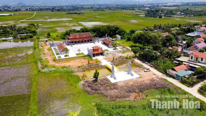 Khởi nghĩa Ba Đình (1886-1887) là một trong những cuộc khởi nghĩa lớn của phong trào Cần Vương chống thực dân Pháp. Cuộc khởi nghĩa diễn ra tại ba làng Mậu Thịnh, Thượng Thọ và Mỹ Khê thuộc huyện Nga Sơn (cũ), tỉnh Thanh Hóa, do các văn thân, tướng lĩnh yêu nước như Phạm Bành và Đinh Công Tráng trực tiếp lãnh đạo.