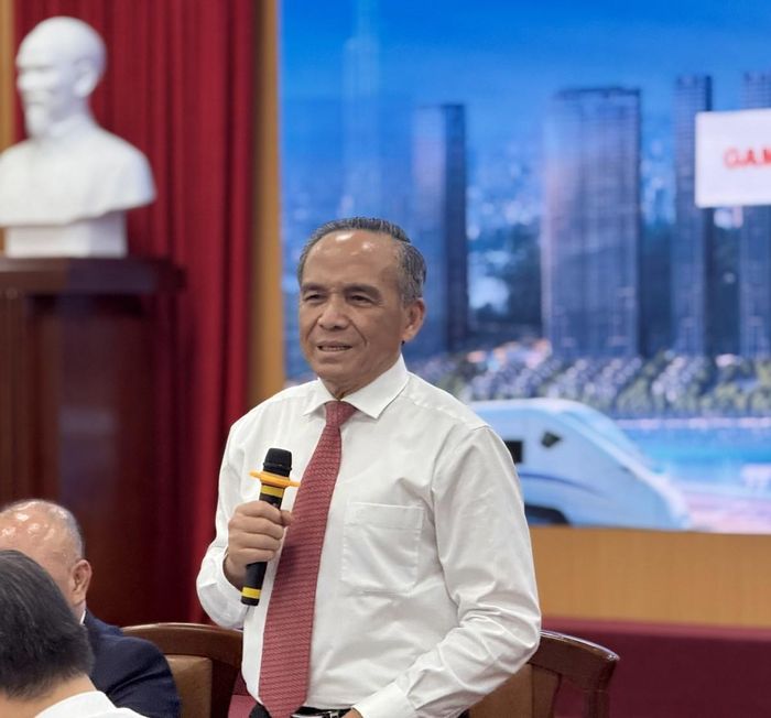 Ông Lê Hoàng Châu, Chủ tịch Hiệp hội Bất động sản TP. Hồ Chí Minh (HoREA) phát biểu tại diễn đàn - Ảnh: Thiên Di.
