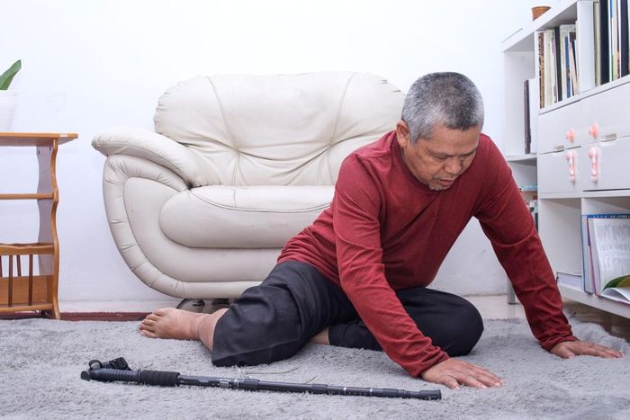 Sau khi truyền dịch tại nhà, nhiều bệnh nhân xuất hiện rét run, khó thở, da xanh tái và mệt lả. Ảnh: Home Care Agency