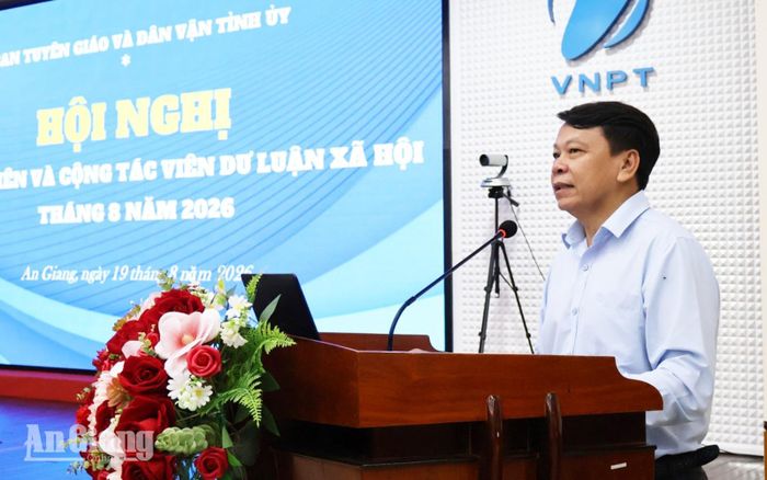 Phó Trưởng Ban Tuyên giáo và Dân vận Tỉnh ủy An Giang Nguyễn Mạnh Hà phát biểu tại hội nghị.