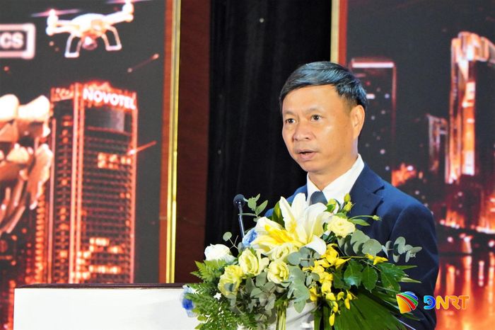Thứ trưởng Bộ Khoa học và Công nghệ Hoàng Minh phát biểu tại lễ khai mạc. Ảnh: VINH ANH