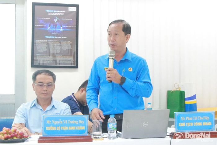 Đại diện Công đoàn cơ sở Công ty TNHH Tokin Electronics Việt Nam chia sẻ các mô hình hoạt động Công đoàn tại doanh nghiệp. Ảnh: N.Hòa
