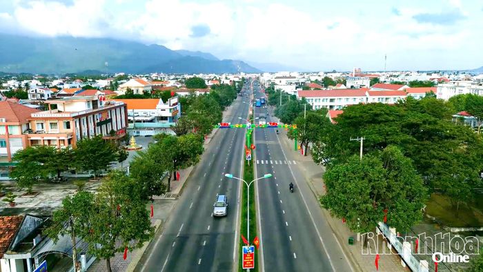 Một góc xã Vạn Ninh.