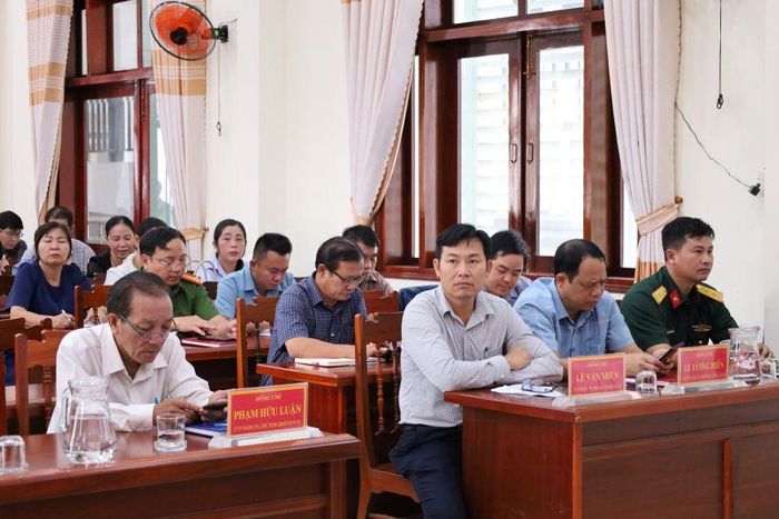 Các đại biểu tham dự hội nghị.
