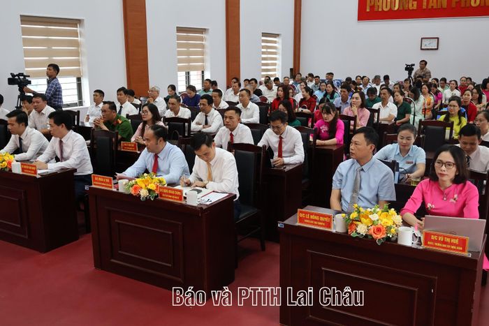 Đại biểu dự hội nghị.
