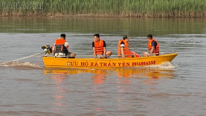 Đội cứu hộ Trấn Yên sẵn sàng nhận nhiệm vụ khi thiên tai xảy ra.