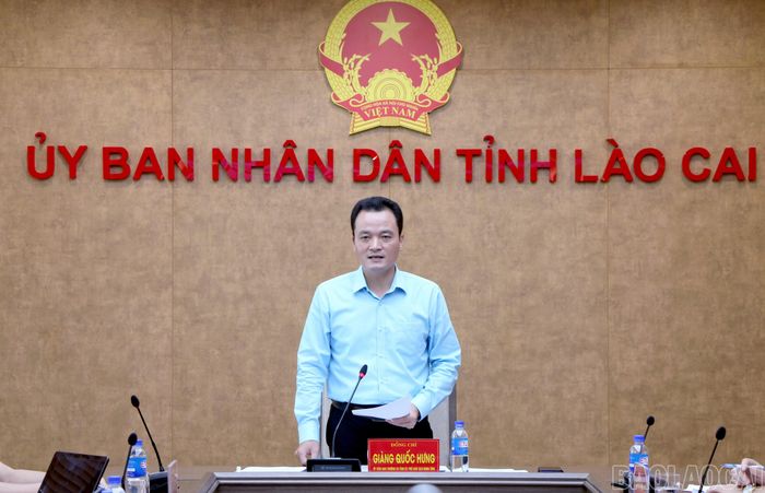 Phó Chủ tịch UBND tỉnh Giàng Quốc Hưng phát biểu kết luận cuộc họp.