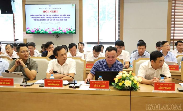 Các đại biểu tham dự hội nghị.