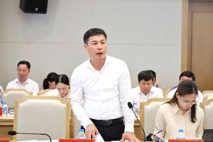Các đại biểu tham gia thảo luận tại hội nghị.
