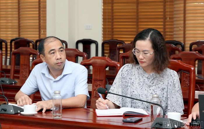 Các đại biểu tham dự chương trình.