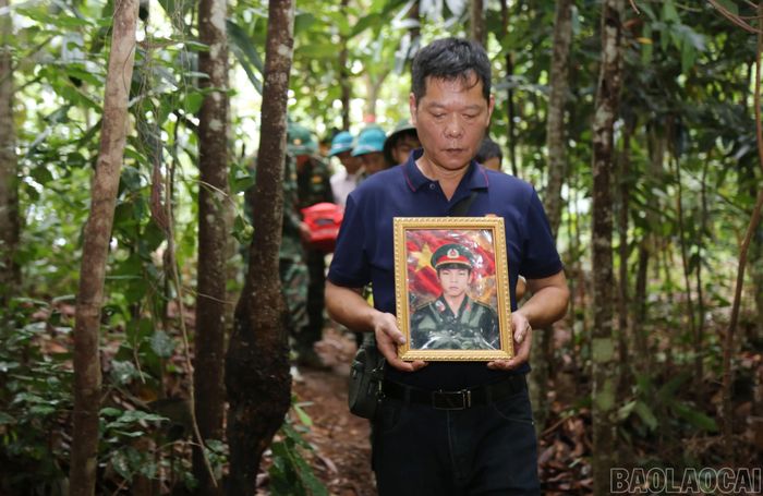 Chân dung liệt sĩ Bùi Văn Tự.