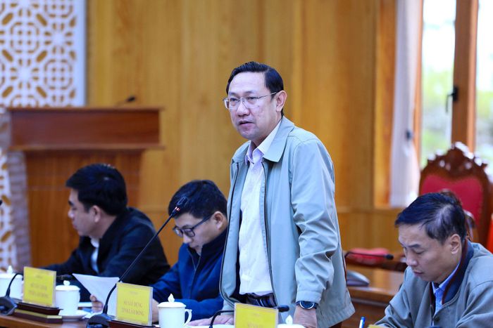 Phó Giám đốc Sở Xây dựng Bùi Trường Sơn tham gia góp ý đối với phương án thành lập Khu dự trữ thiên nhiên Tà Kóu