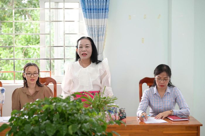 Bà Hàn Thị Bích Hiền, Phó Hiệu trưởng Trường Tiểu học Xuân An, phường Hàm Thắng (Lâm Đồng)