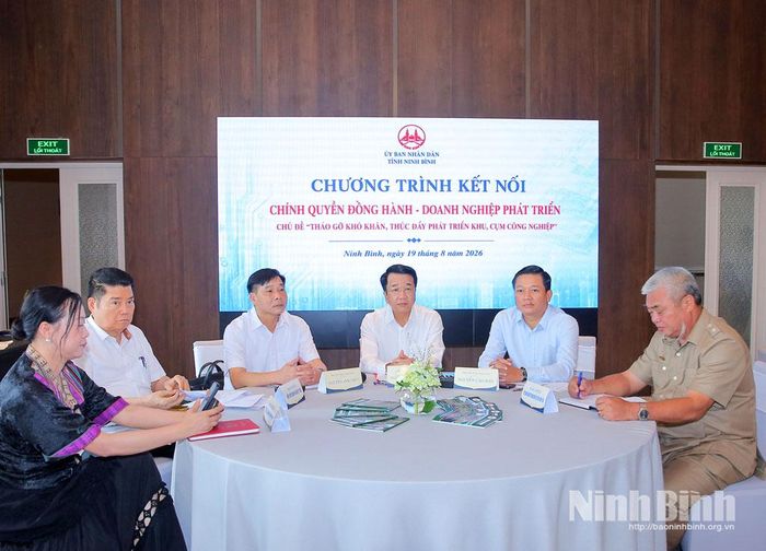 Các đại biểu dự Chương trình.