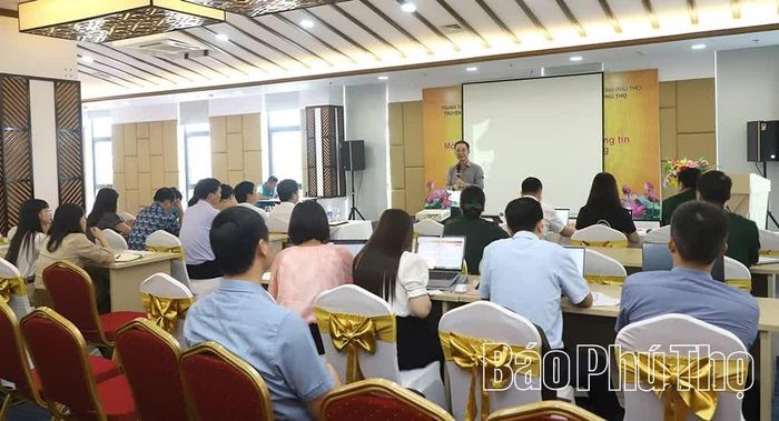 Các đại biểu tham gia tập huấn.