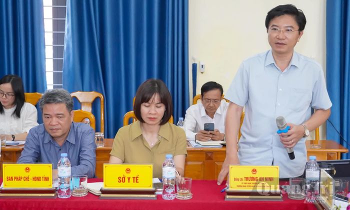 Đồng chí Trương An Ninh, Trưởng ban Tuyên giáo và Dân vận Tỉnh ủy phát biểu tại buổi làm việc - Ảnh: N.H