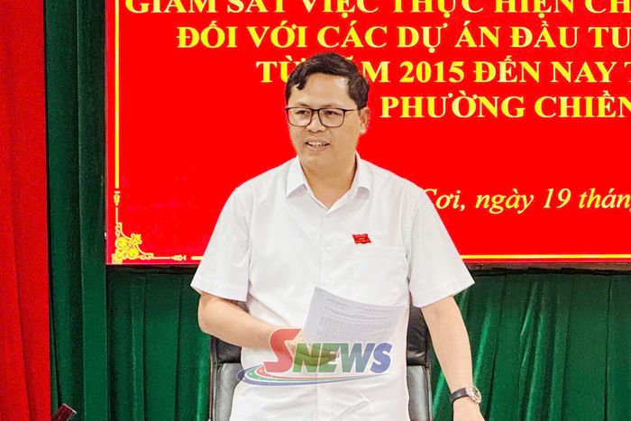 Đồng chí Nguyễn Việt Cường, Phó Chủ tịch HĐND tỉnh, phát biểu kết luận tại buổi làm việc.