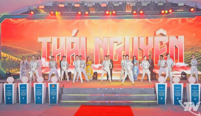 Một tiết mục văn nghệ tại buổi Lễ.