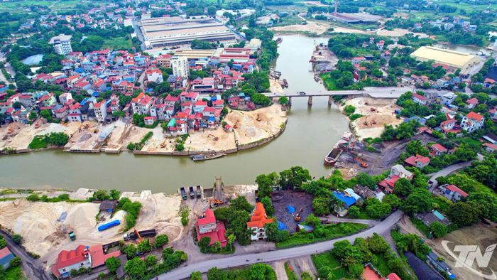 Khu vực cảng Đa Phúc.
