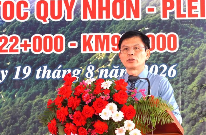 Thứ trưởng Bộ Xây dựng Lê Anh Tuấn phát biểu tại Lễ khởi công.
